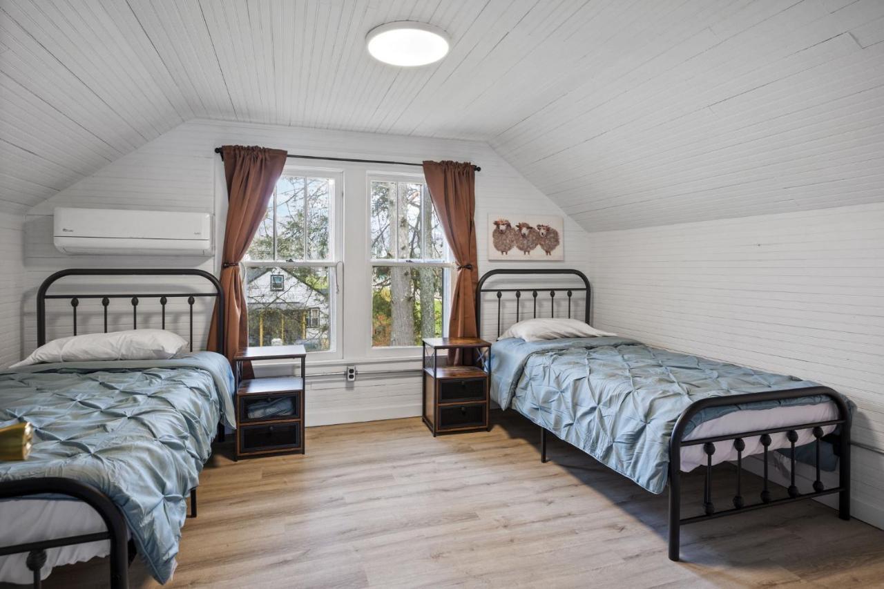 Charming 4 Bedroom Farmhouse With Large Backyard For Entertaining Mountain City 外观 照片